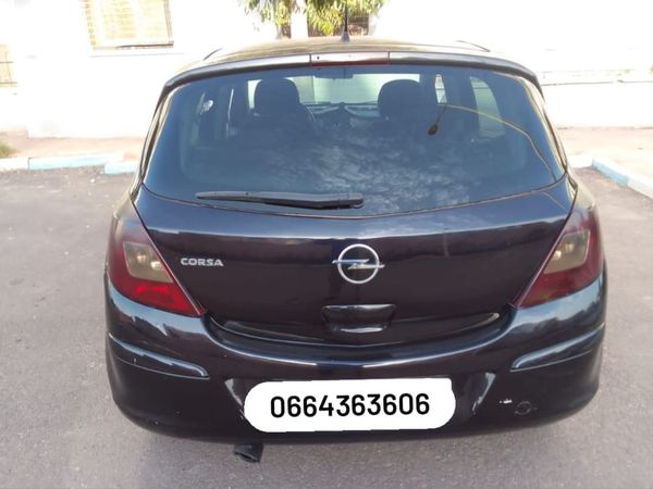 Opel corsa 2011