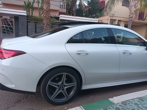 Mrcds Benz ClA 220d AMG
