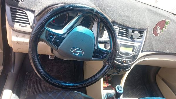 Hyundai accent