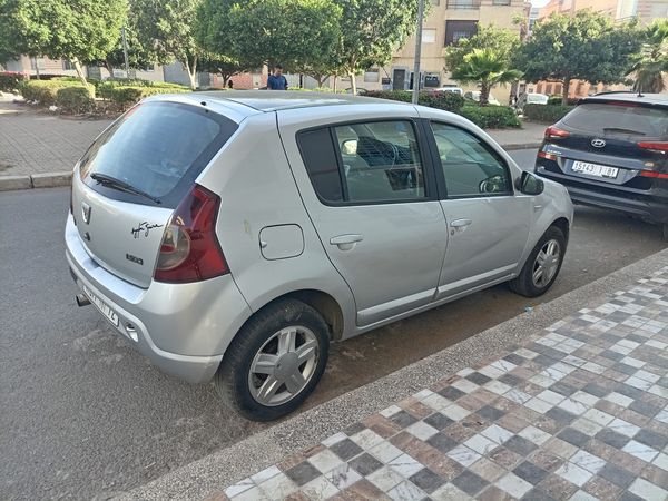 داصيا ساندرو
